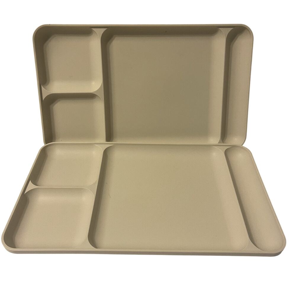 Vintage Set of 2 Tupperware Divided Dining Camping Trays 1535-1 Almond White